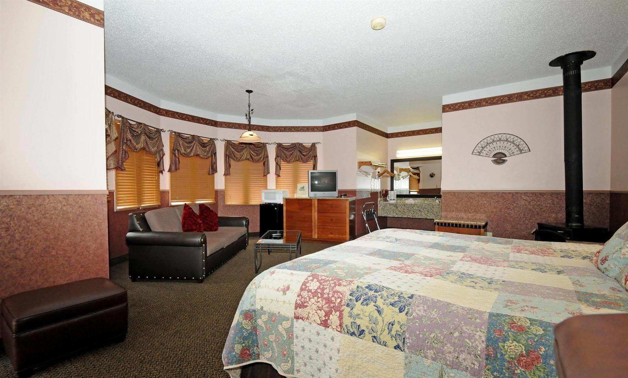 גלנווד ספרינגס Silver Spruce Inn מראה חיצוני תמונה